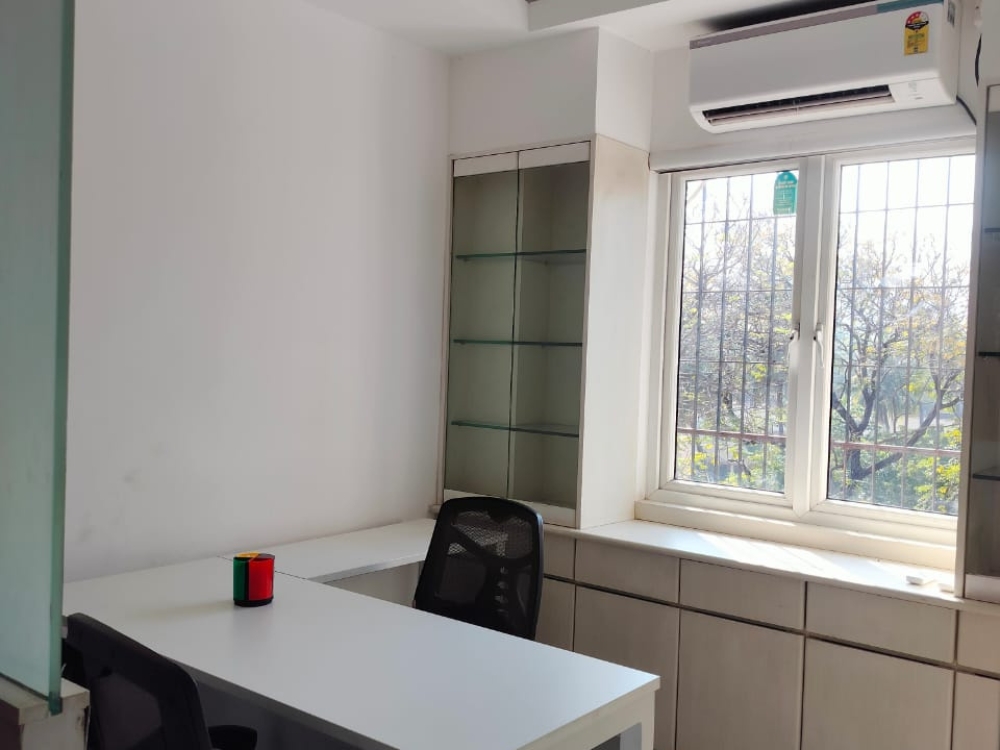 Commercial-Land-for-Sale-in-Royapettah-4