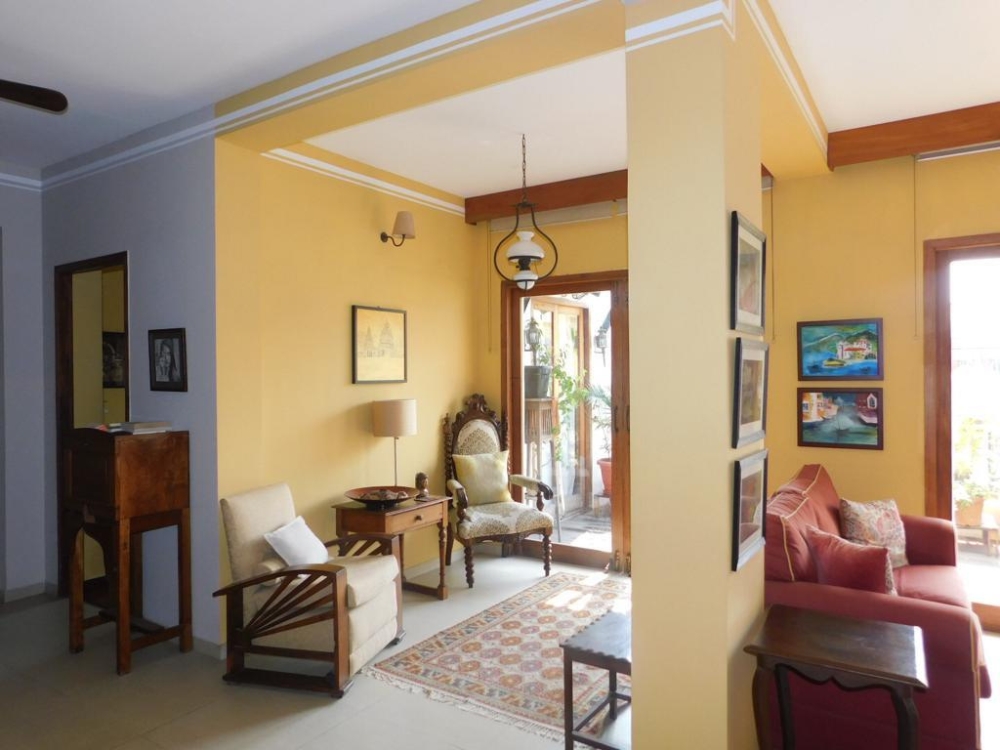 Ceebros-GrayShott-3BHK-Flat-for-Rent-inRA-Puram-2