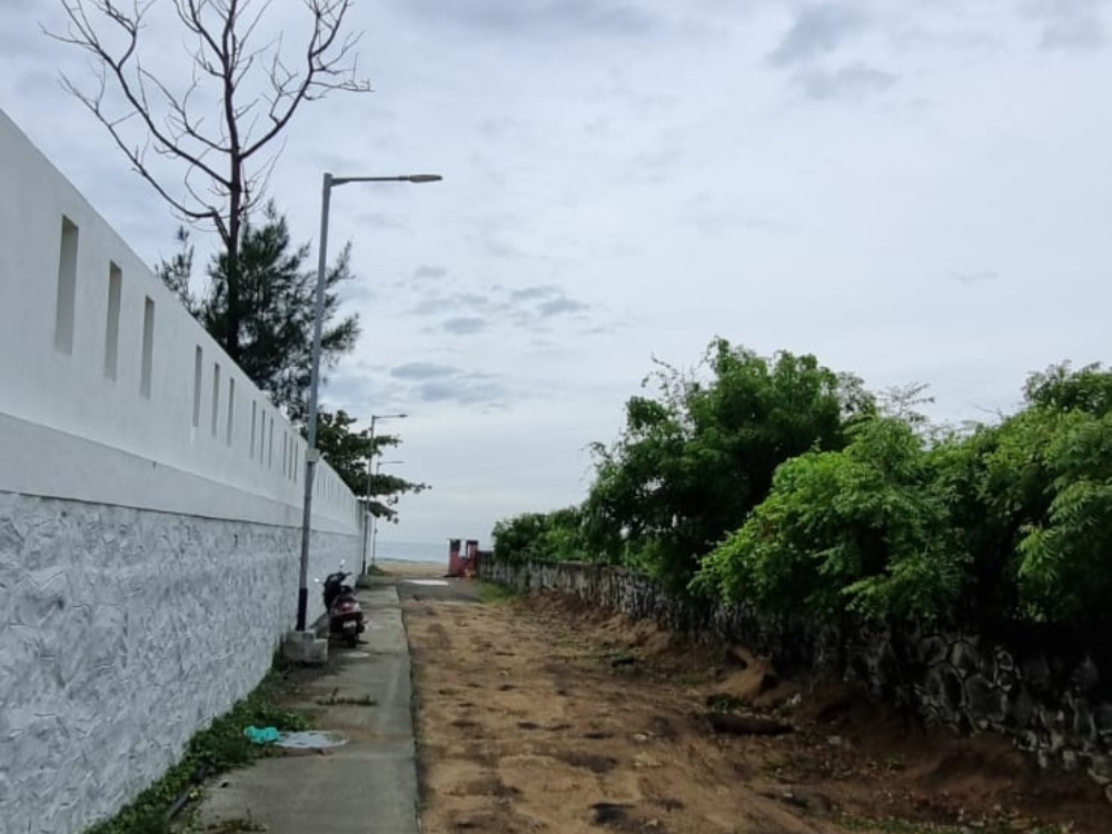 Land for Sale in Uthandi 1